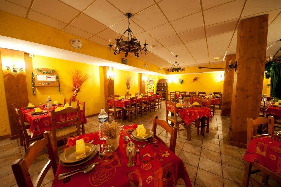 Foncine-le-Haut Hotel Le Grand Chalet المظهر الخارجي الصورة