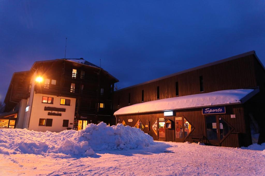 Foncine-le-Haut Hotel Le Grand Chalet المظهر الخارجي الصورة